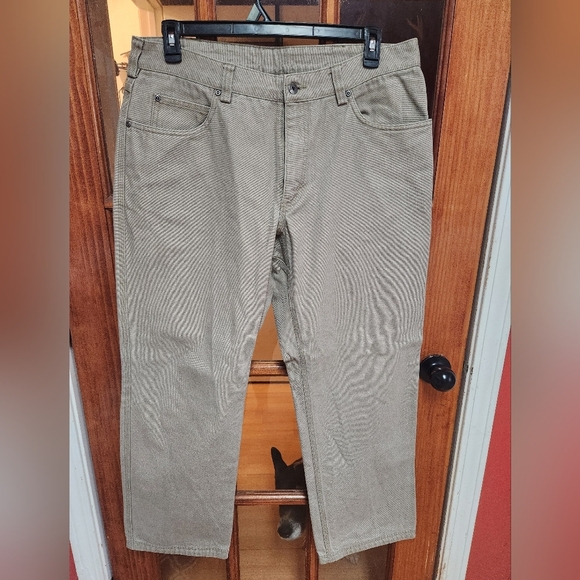 Duluth Trading Co. Men's Relaxed Jeans‎ - Tan - Picture 1 of 5